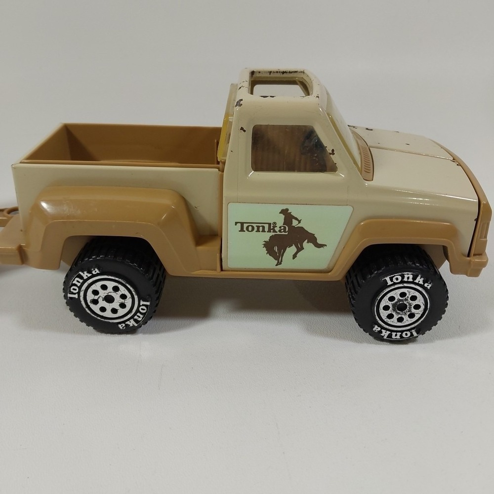 Vintage 1979 Tonka Buckin' Bronco Pick-Up Truck w/ Horse Trailer Tan #812562 - Picture 4 of 11